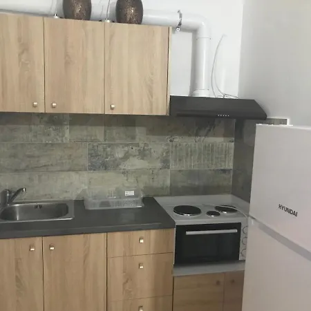 Center Apartment *